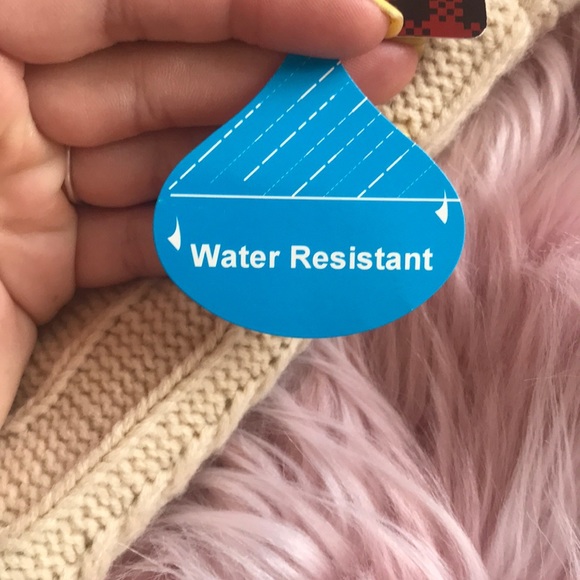 Boots - Picture 4 of 6